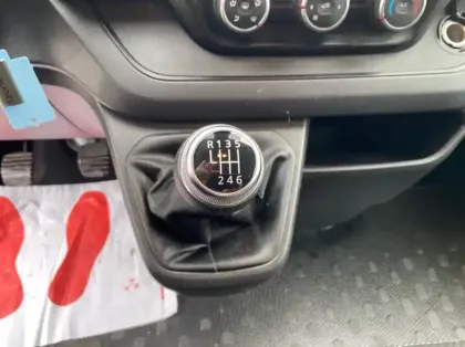 Photo 7 Renault Trafic Fourgon Fg L1H1 2T8 2.0 Blue dCi 130ch Confort