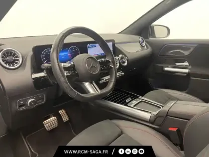 Photo 12 Mercedes GLA 200 d AMG Line