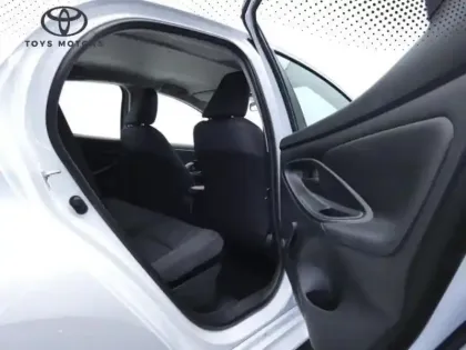 Photo 12 Toyota Yaris Hybride 116h Dynamic