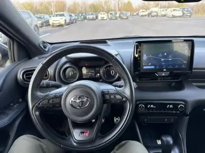 Photo 10 Toyota Yaris Hybride 116h GR SPORT