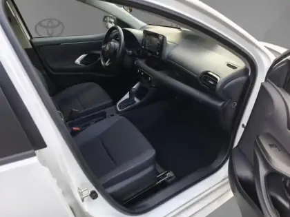 Photo 22 Toyota Yaris Hybride 116h Dynamic MY22