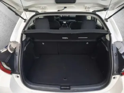 Photo 24 Toyota Yaris Hybride 116h Dynamic MY22