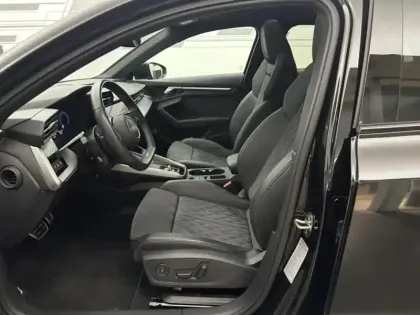 Photo 14 Audi A3  Sportback 45 TFSI e 245ch Competition S tronic 6