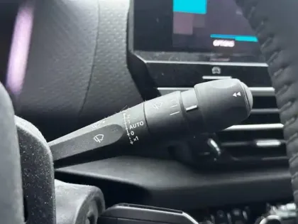 Photo 14 Citroën C4  PureTech 130ch S&S Feel