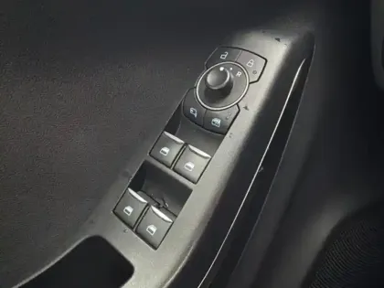 Photo 12 Ford Puma  1.0 Flexifuel 125ch S&S mHEV Titanium