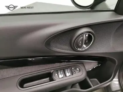 Photo 11 Mini Clubman  One 102ch Kensington BVA7 Euro6d-T