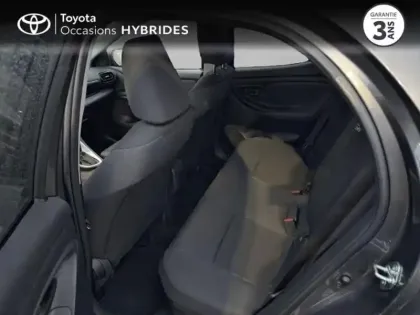 Photo 13 Toyota Yaris  116h Design 5p