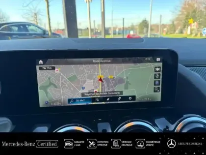 Photo 7 Mercedes GLA  200 d 150ch AMG Line 8G-DCT