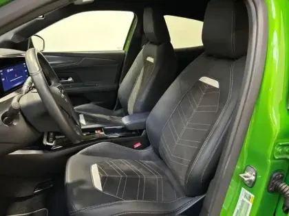 Photo 7 Opel Mokka  Electric 136 Ultimate / Alcantara / Triphasé 11KW / Gps