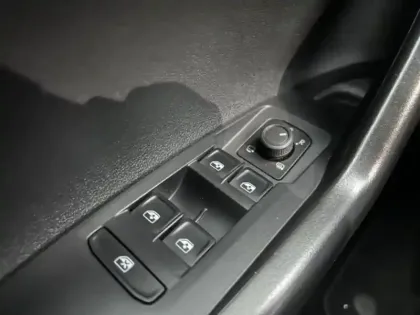 Photo 14 Volkswagen Taigo  1.0 TSI 110ch Life