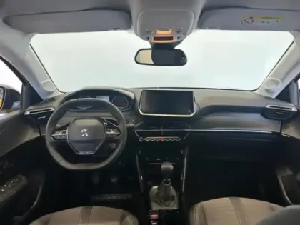 Photo 5 Peugeot 208  1.2 PureTech 100ch S&S Allure 118g