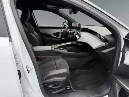 Photo 13 Peugeot 5008  Hybrid 145ch GT e-DCS6