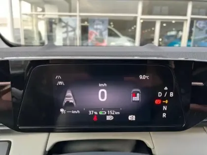 Photo 9 Ford Explorer  286ch Extended Range 77kWh RWD