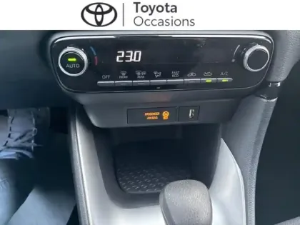 Photo 8 Toyota Yaris  116h Design 5p MY22