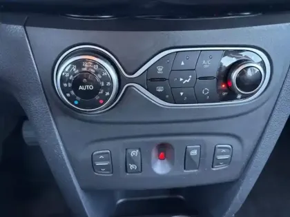 Photo 13 Dacia Sandero  0.9 TCe 90ch Stepway - 20