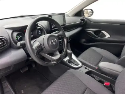 Photo 14 Toyota Yaris  116h Design 5p MC24