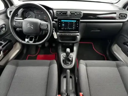 Photo 7 Citroën C3  1.2 PureTech 83ch S&S Shine