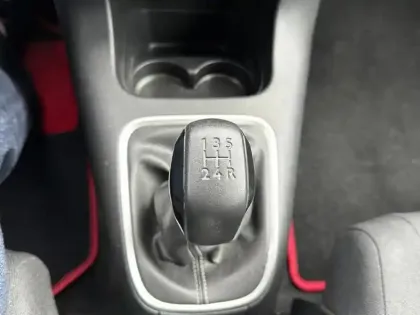 Photo 13 Citroën C3  1.2 PureTech 83ch S&S Shine