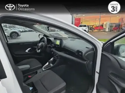 Photo 6 Toyota Yaris  116h Dynamic Business 5p + Programme Beyond Zero Academy MY22