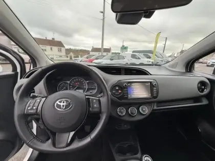 Photo 14 Toyota Yaris  70 VVT-i France Connect 5p MY19