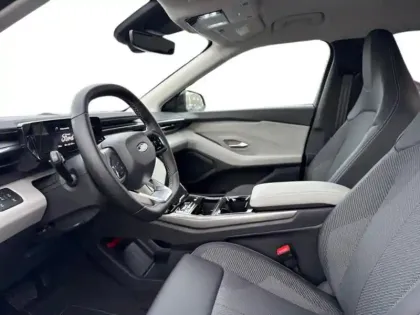 Photo 6 Ford Explorer  286ch Extended Range 77kWh RWD