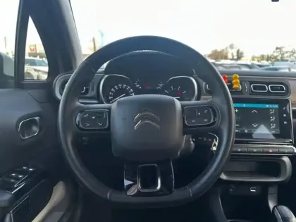 Photo 8 Citroën C3  1.2 PureTech 83ch S&S Shine Pack