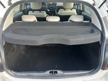 Photo 13 Citroën C3  1.2 PureTech 83ch S&S Shine Pack