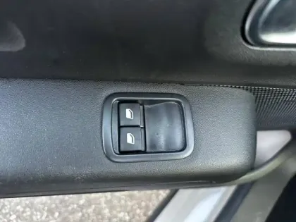 Photo 14 Citroën C3  1.5 BlueHDi 100ch S&S Feel Pack E6.d