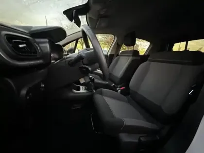 Photo 14 Citroën C3  1.2 PureTech 83ch S&S Shine