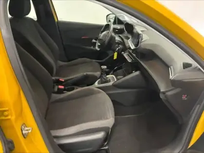 Photo 10 Peugeot 208  1.2 PureTech 100ch S&S Active