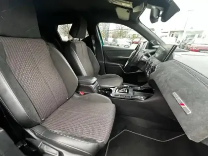 Photo 10 DS DS 3  Crossback PureTech 130ch Performance Line Automatique 7cv