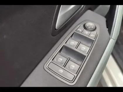 Photo 14 Dacia Duster  1.6 hybrid 140ch Extreme