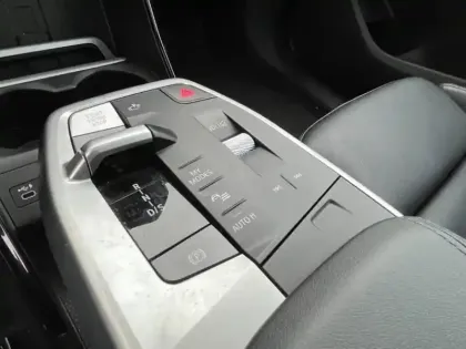 Photo 13 BMW Serie 2 Série 2 ActiveTourer 225e 245ch xDrive M Sport DKG7