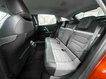 Photo 11 Citroën C4  BlueHDi 130ch S&S Feel Pack Business EAT8