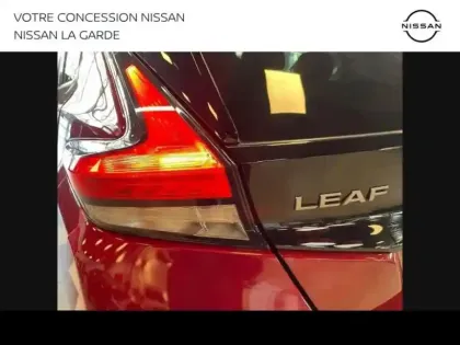 Photo 10 Nissan Leaf  150ch 40kWh N-Connecta 22