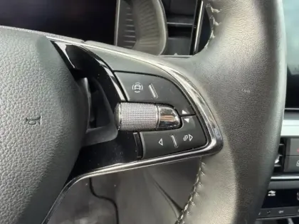 Photo 12 Skoda Scala  1.0 TSI Evo 110ch Business