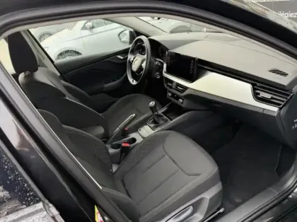 Photo 9 Skoda Scala  1.0 TSI Evo 110ch Business