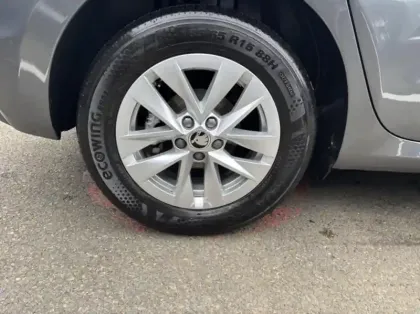 Photo 7 Skoda Fabia  1.0 TSI Evo2 116ch Selection DSG7