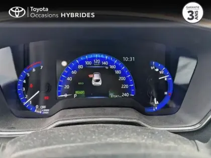 Photo 13 Toyota Corolla  122h Design