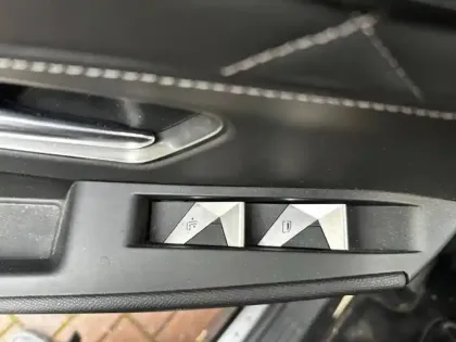 Photo 10 DS DS 7  Crossback E-TENSE 4x4 300ch Bastille +