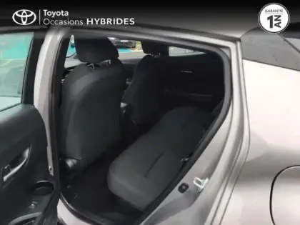 Photo 11 Toyota C-HR  122h Dynamic 2WD E-CVT RC18