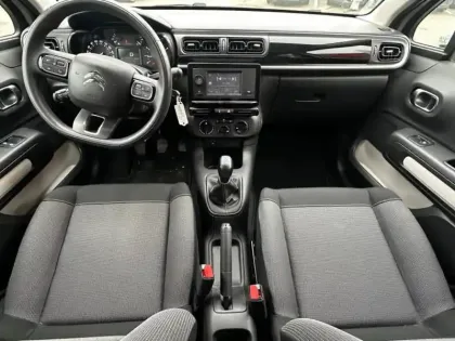 Photo 7 Citroën C3  1.2 PureTech 83ch S&S YOU!