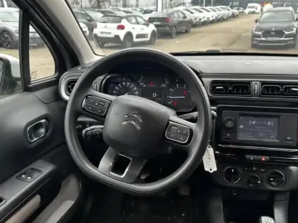 Photo 8 Citroën C3  1.2 PureTech 83ch S&S YOU!