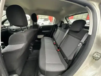 Photo 11 Citroën C3  1.2 PureTech 83ch S&S YOU!