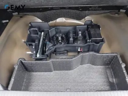 Photo 36 Peugeot 2008 Gén. II Ph1 NG GT 5