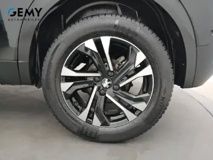 Photo 26 Peugeot 2008 Gén. II Ph1 NG GT 5