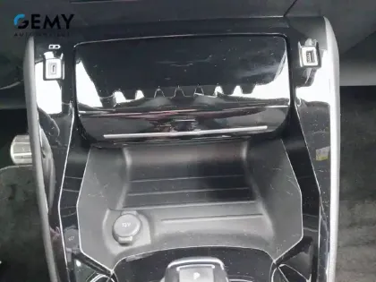 Photo 76 Peugeot 2008  PureTech 130 S&S EAT8