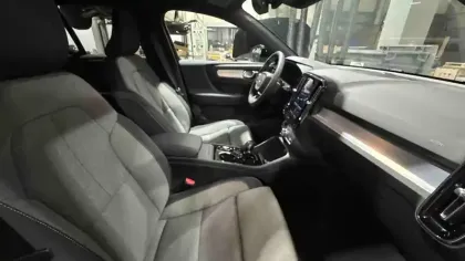 Photo 21 Volvo Xc40  B3 163 ch DCT7