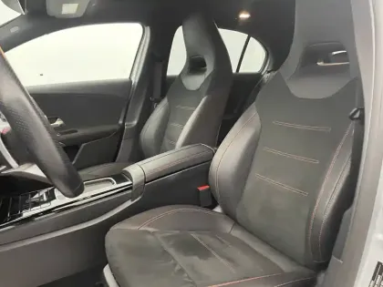 Photo 48 Mercedes Classe A  200 d 8G-DCT