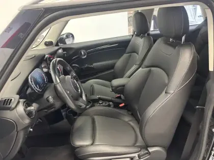 Photo 35 Mini Mini Hatch 3 Portes Cooper 136 ch DKG7